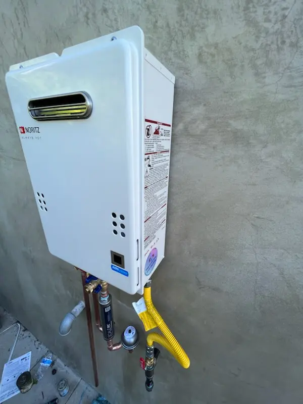 Tankless water heater installation for Linn-Crest Acres homes
